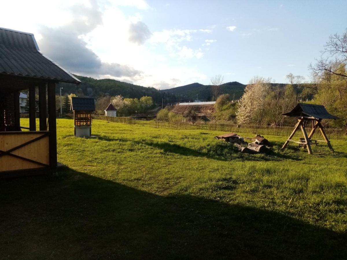 Садиба Федорчуків Гірська Хатина Scheschory Exterior foto