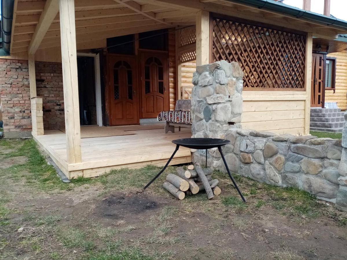 Садиба Федорчуків Гірська Хатина Scheschory Exterior foto